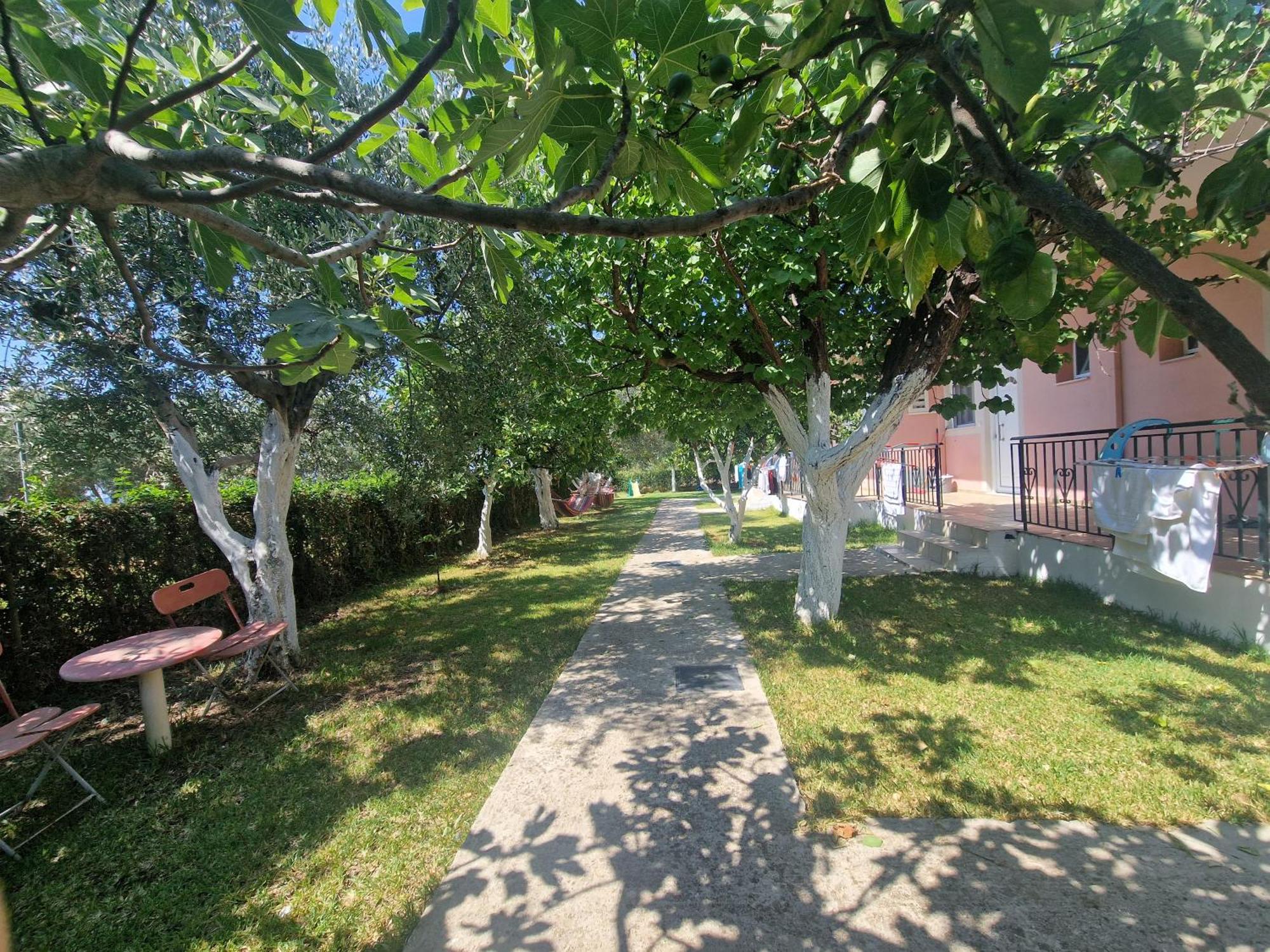 Lemi Apartments Ríza Dış mekan fotoğraf